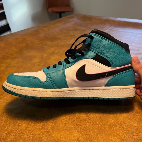 2018 Air Jordan 1 Mid SE 'South Beach' size 11.5 - Picture 7 of 10
